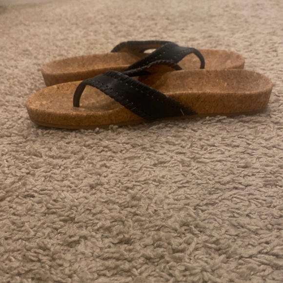 JACK ROGERS
Thelma Comfort Leather Flip Flops Size 6.5 - Picture 4 of 8